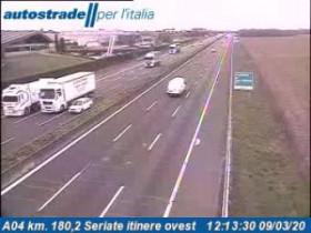 Imagen de vista previa de la cámara web Bagnatica - Traffic A04 - KM 180,2